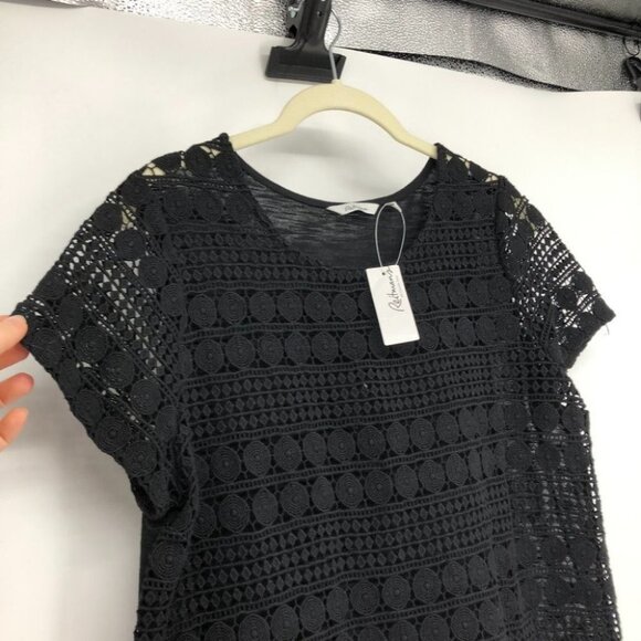 Reitmans Black crochet  short sleeve / front layered opaque T-shirt NWT M - Picture 11 of 14